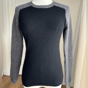 100% Cashmere C by Bloomingdale's Sweater